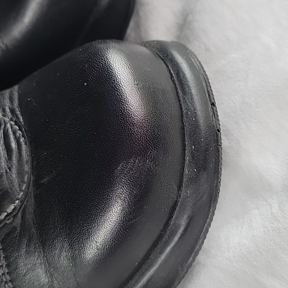 Dansko Shoes - Picture 2 of 6